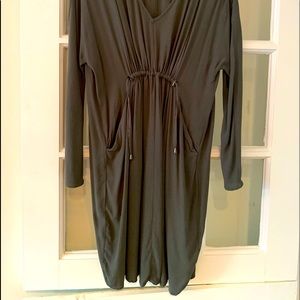 Seraphine maternity dress, size 12.
